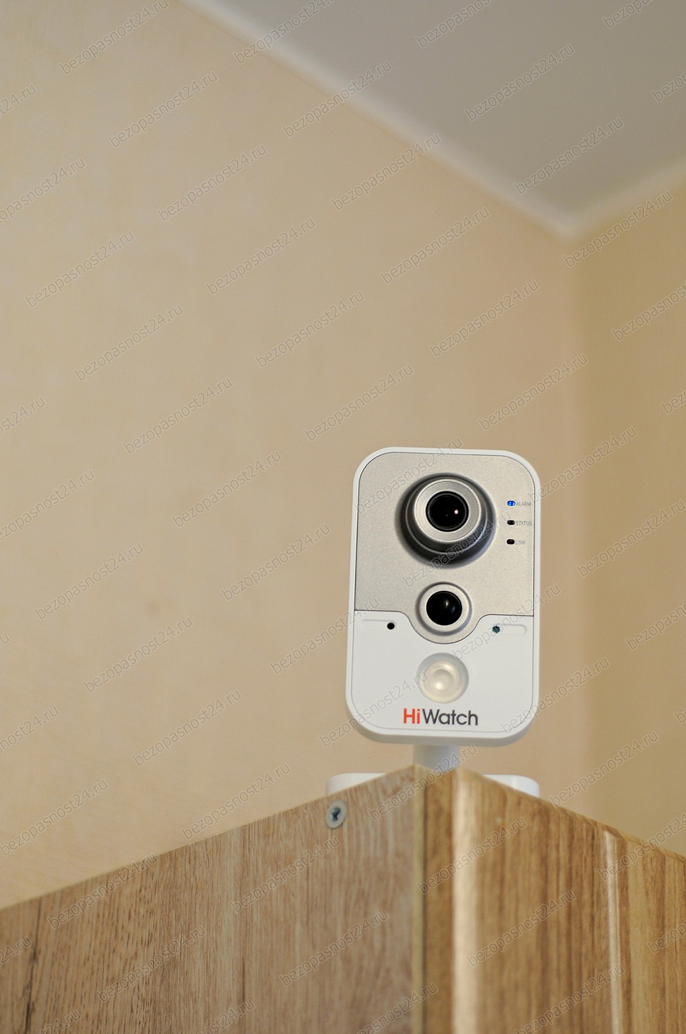 wi-fi видеокамера с записью на SD карту