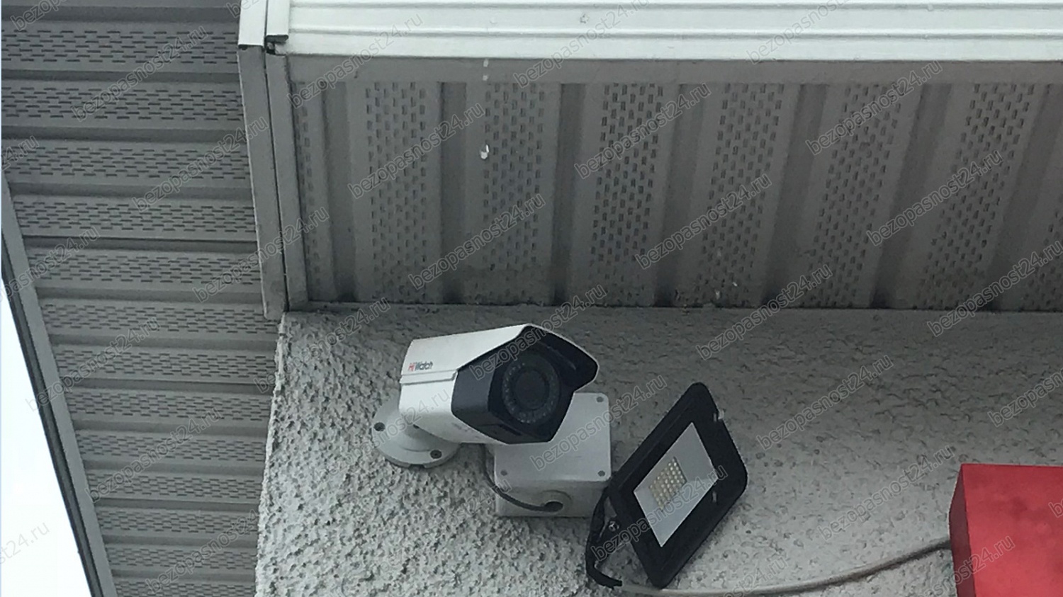 Камера видеонаблюдения HiWatch DS-T206P